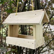 Wald X Würth «Futterhaus bauen» Wald X Würth «Futterhaus bauen»