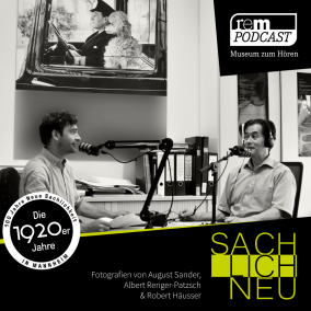 Abbildung von der Aufnahme des Audio-Podcasts zur Ausstellung "SACHLICH NEU"