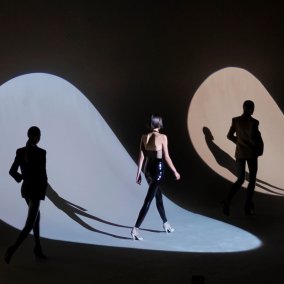 Keyvisual Catwalk  Vitra Design Museum © Vitra Design Museum; Graphic Design: HallerBrun based on the Photo by Marie-Laure Dutel