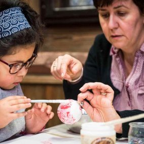 Allons de l'Avent ! - Family workshop ©Dorothée Parent Allons de l'Avent ! - Family workshop ©Dorothée Parent