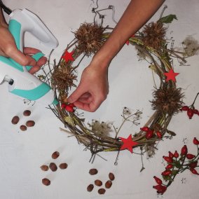 En Avent les couronnes !- Family workshop ©Atelier Coeur de Marie En Avent les couronnes !- Family workshop ©Atelier Coeur de Marie