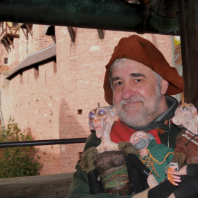 Berthold le marionnettiste - Puppet theatre ©Château du Haut-Koenigsbourg Berthold le marionnettiste - Puppet theatre ©Château du Haut-Koenigsbourg